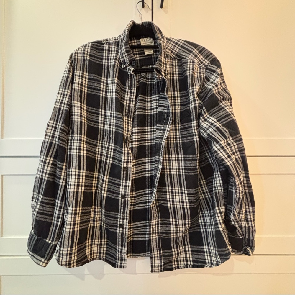 L.L. Bean Traditional Fit Black & White 100% Cotton Plaid Button Down